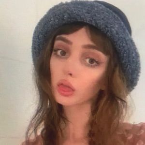 Meet your Posher, Corey